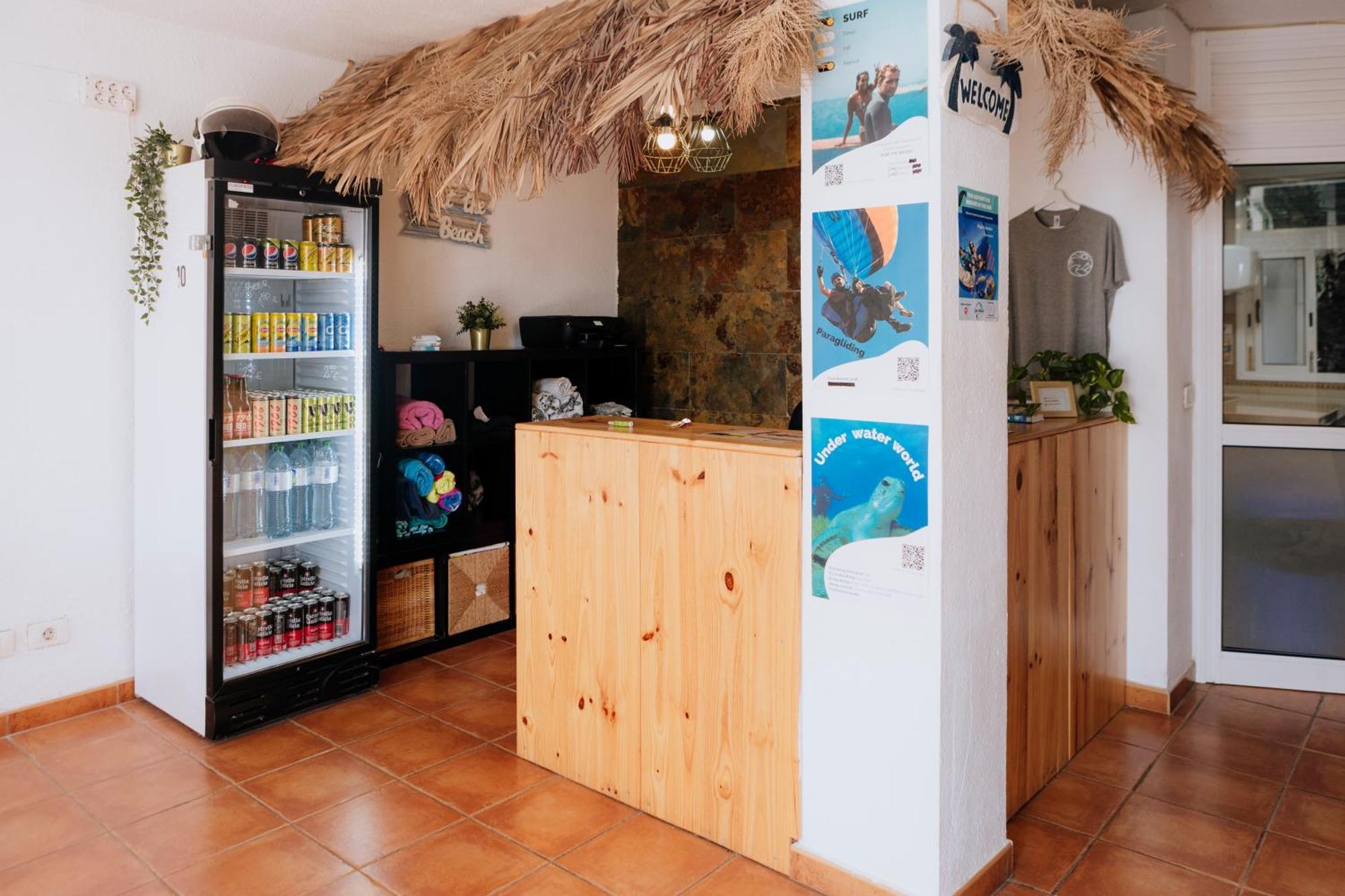 Endless Summer Hostel (Adults Only) Costa Adeje  Exterior photo